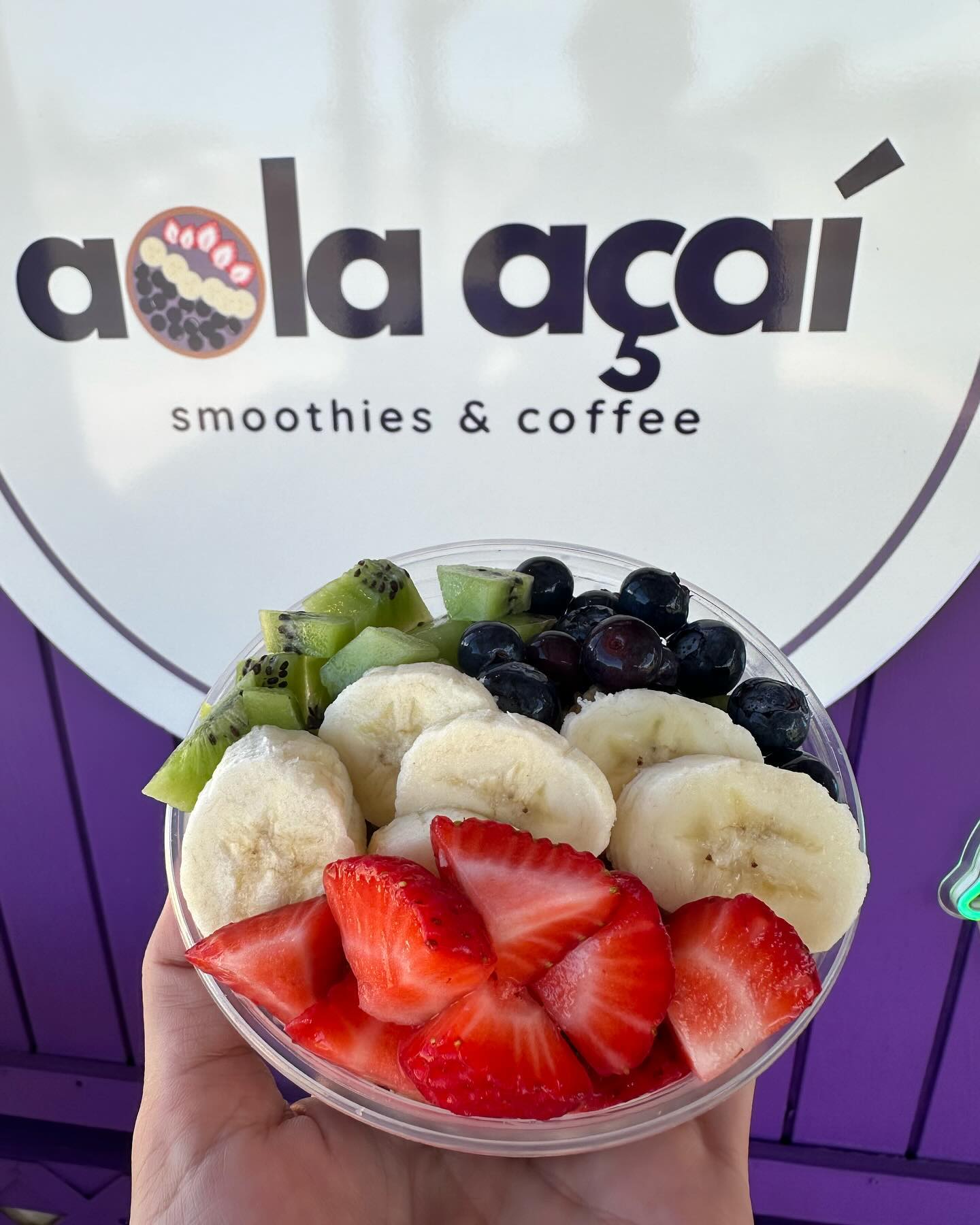Fresh Açaí Bowl from Aola Açaí